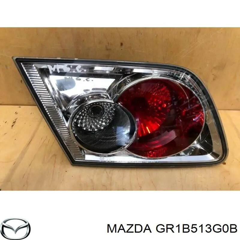 GR1B513G0B Mazda Задня ліва внутрішня фара