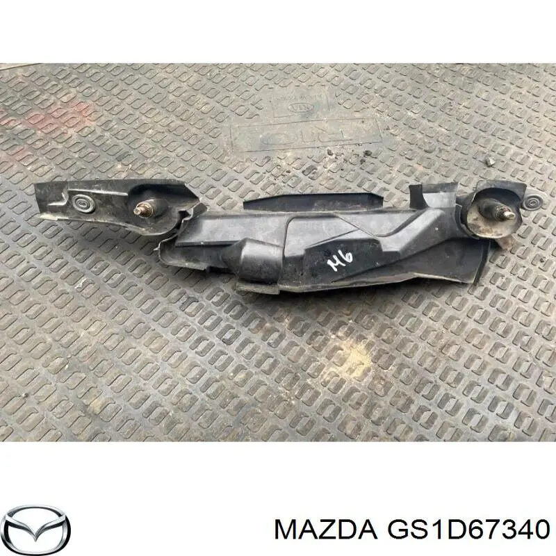 GS1D67340 Mazda двигун склоочисника лобового скла (трапеції)