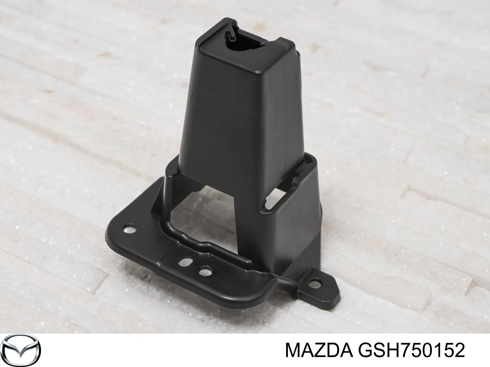 GSH750152 Mazda Кронштейн решітки радіатора