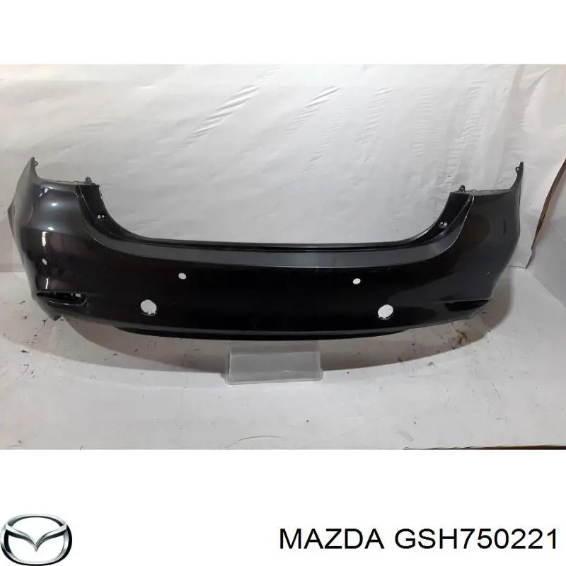 Задній бампер GSH750221 Mazda
