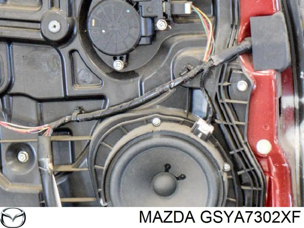 Двері задні, ліві Mazda GSYA7302XF