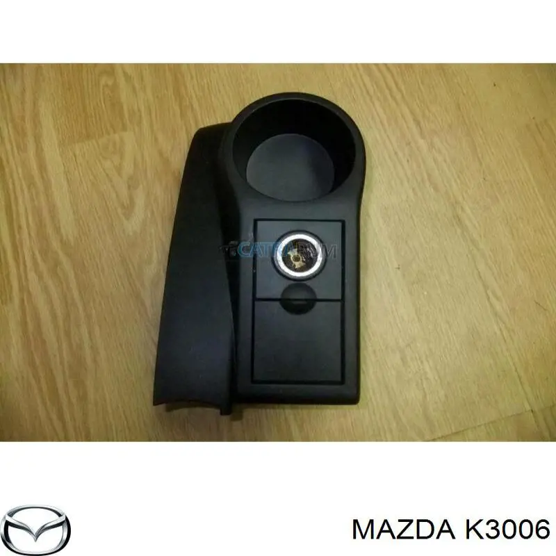 Решітка радіатора K3006 Mazda