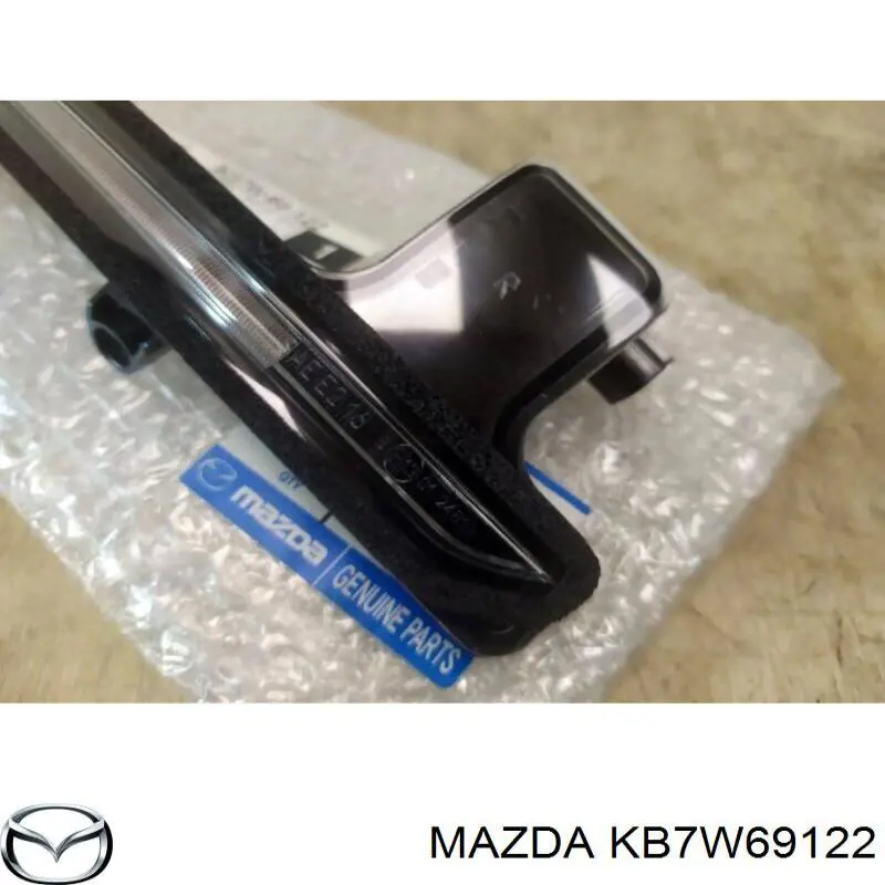 Покажчик повороту дзеркала, правий Mazda KB7W69122 ціна, від 44.64 USD