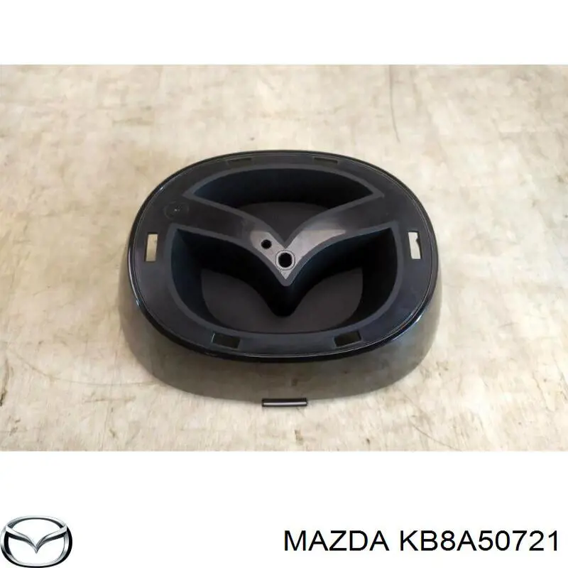 Кронштейн емблеми решітки радіатора FPS FP4426989 ціна, від 18.67 USD