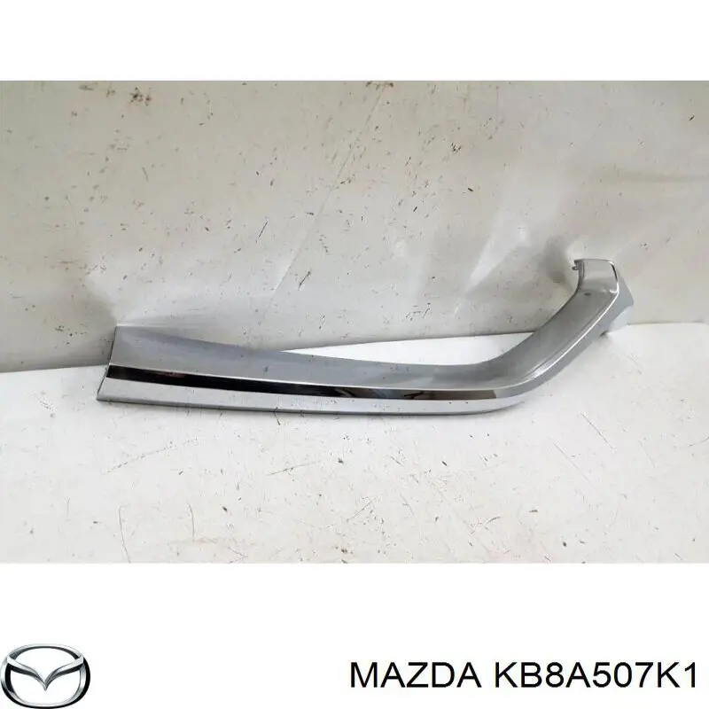 KB8A507K1 Mazda Молдинг решітки радіатора, лівий
