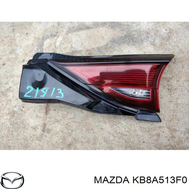 Купити KB8A513F0B Mazda Ліхтар задній внутрішній правий