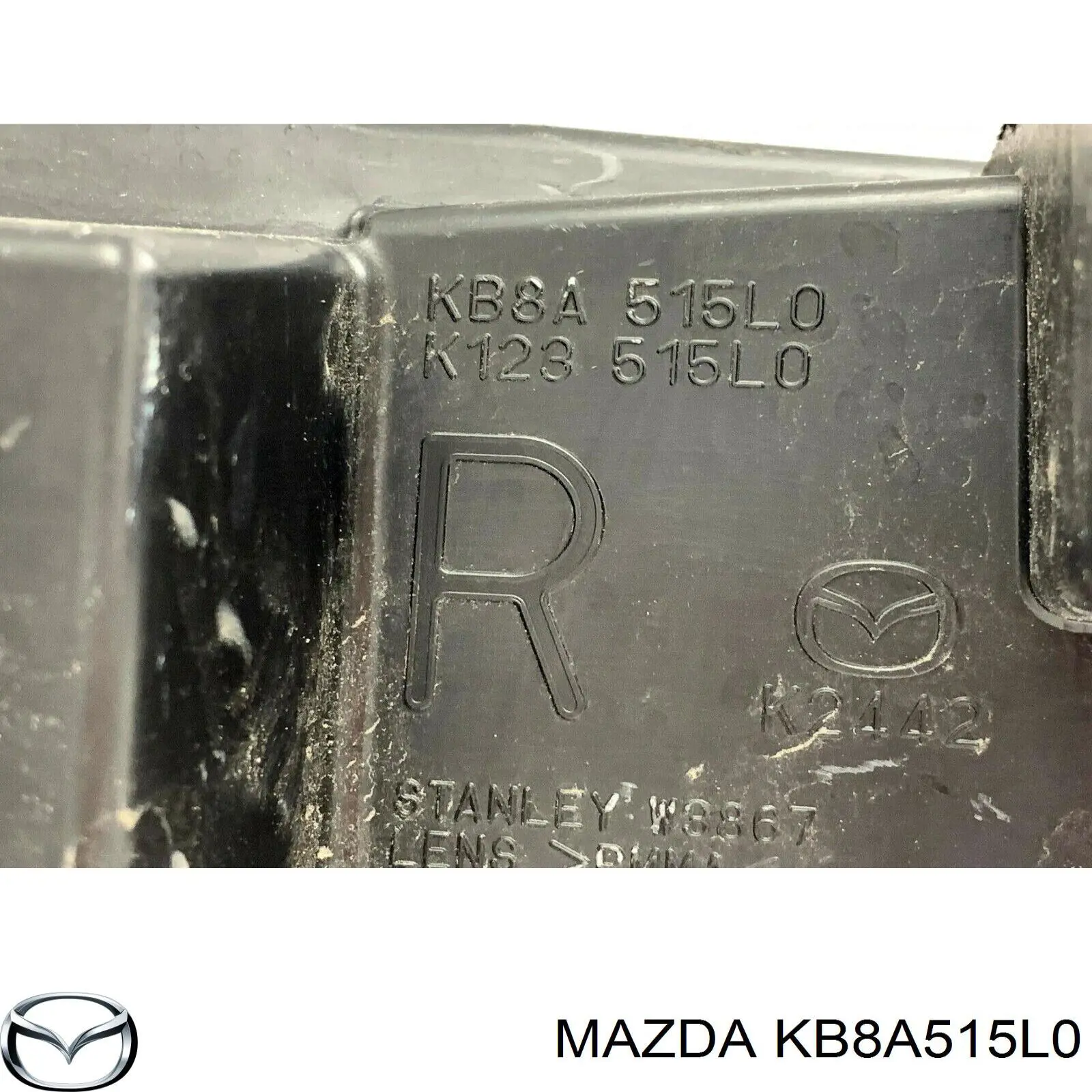 Катафот (відбивач) заднього бампера, правий KB8A515L0 Mazda