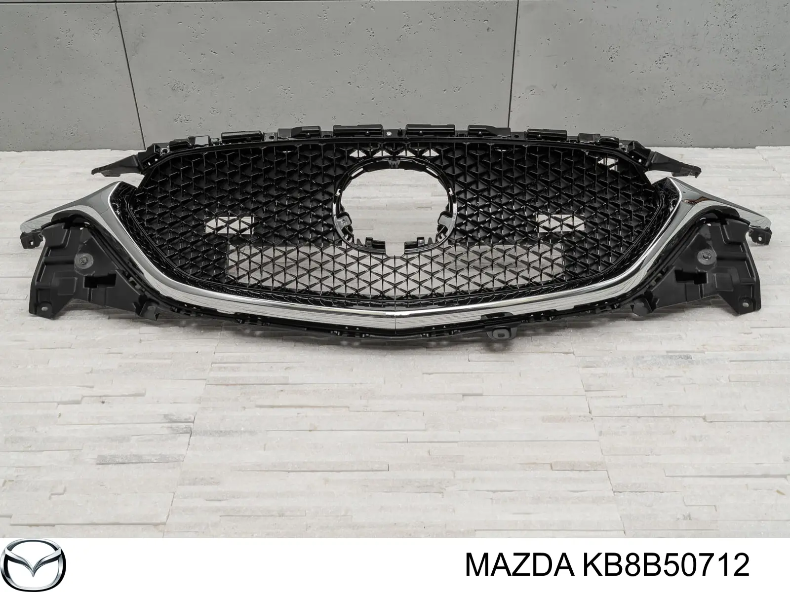 Облицювання радіатора Mazda KB8B50712 ціна, від 166.31 USD