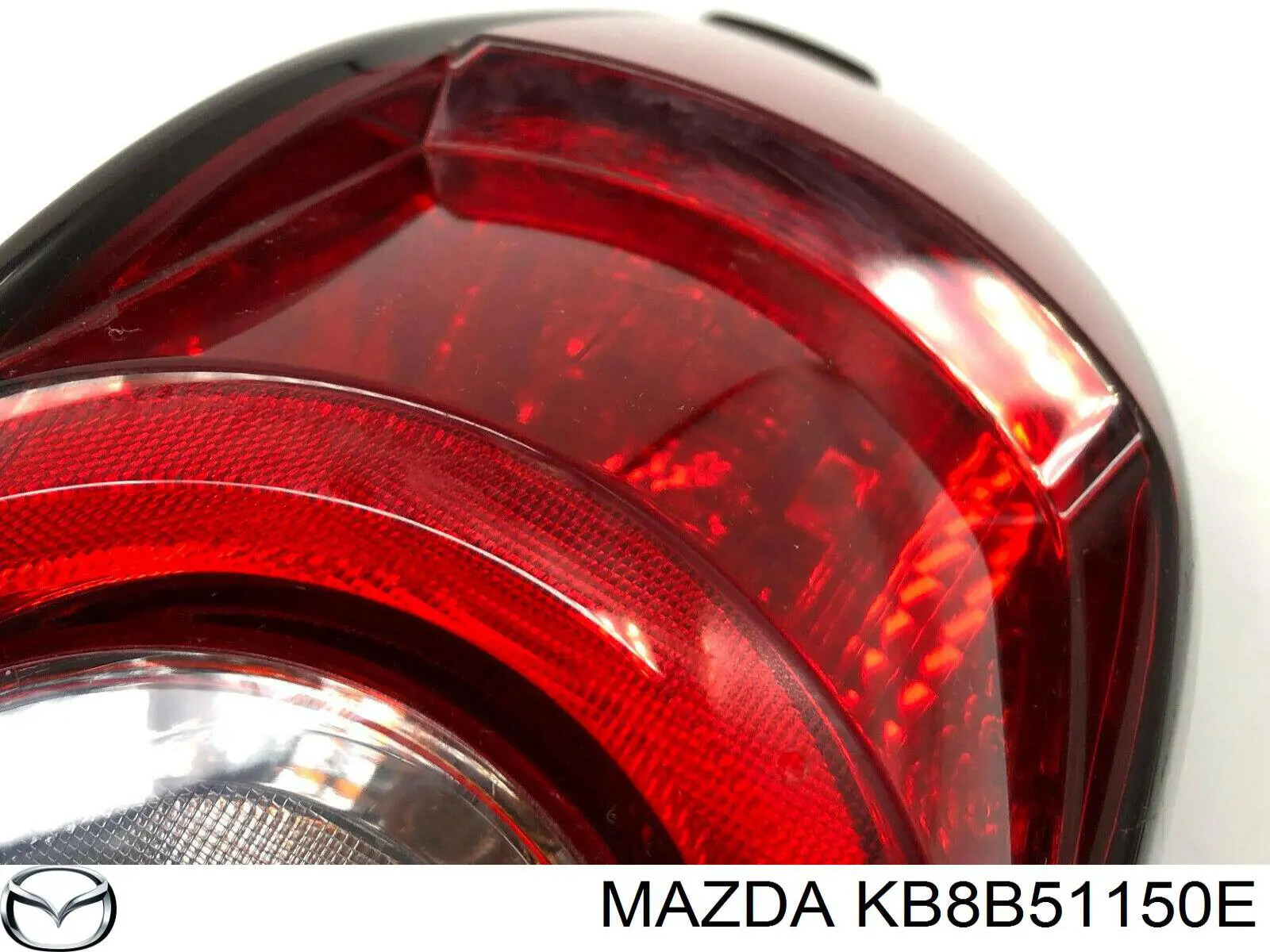 Ліхтар задній правий, зовнішній KB8B51150E Mazda