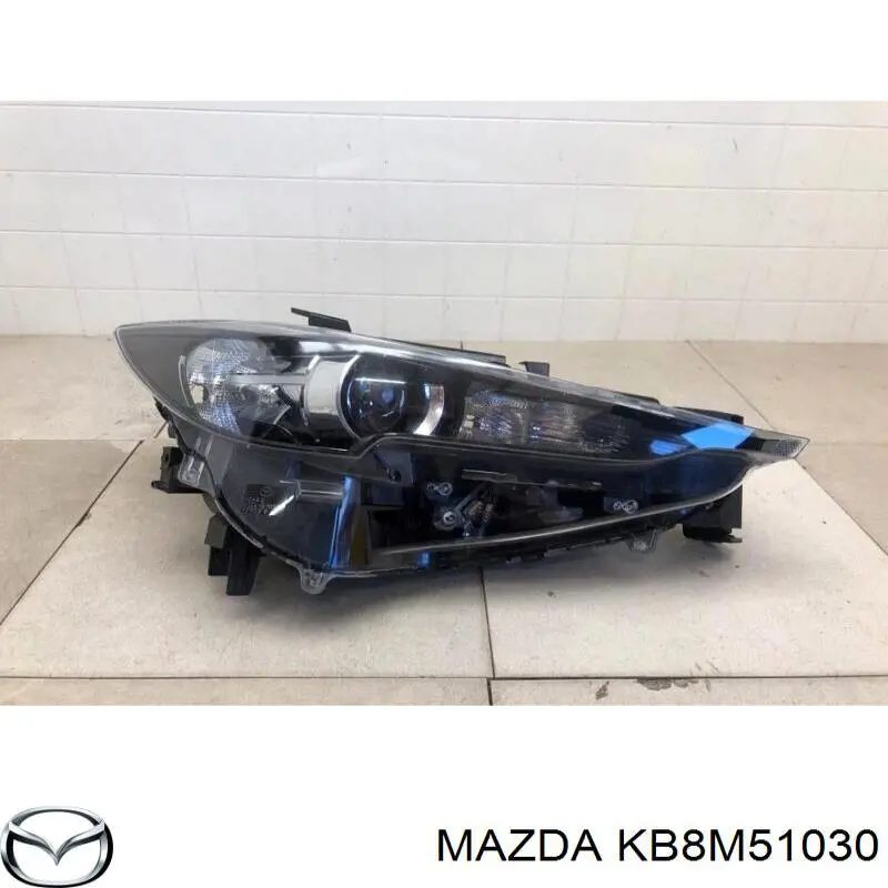 Фара правая Mazda KB8M51030 ціна, від 163.45 USD