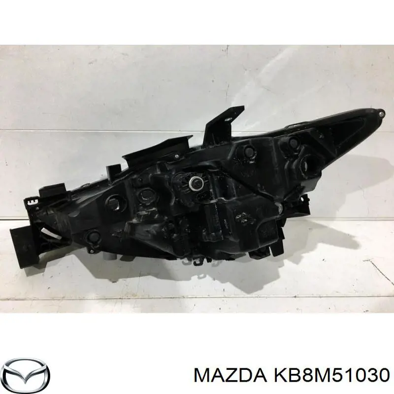 KB8M51030 Mazda Основна фара - вставка