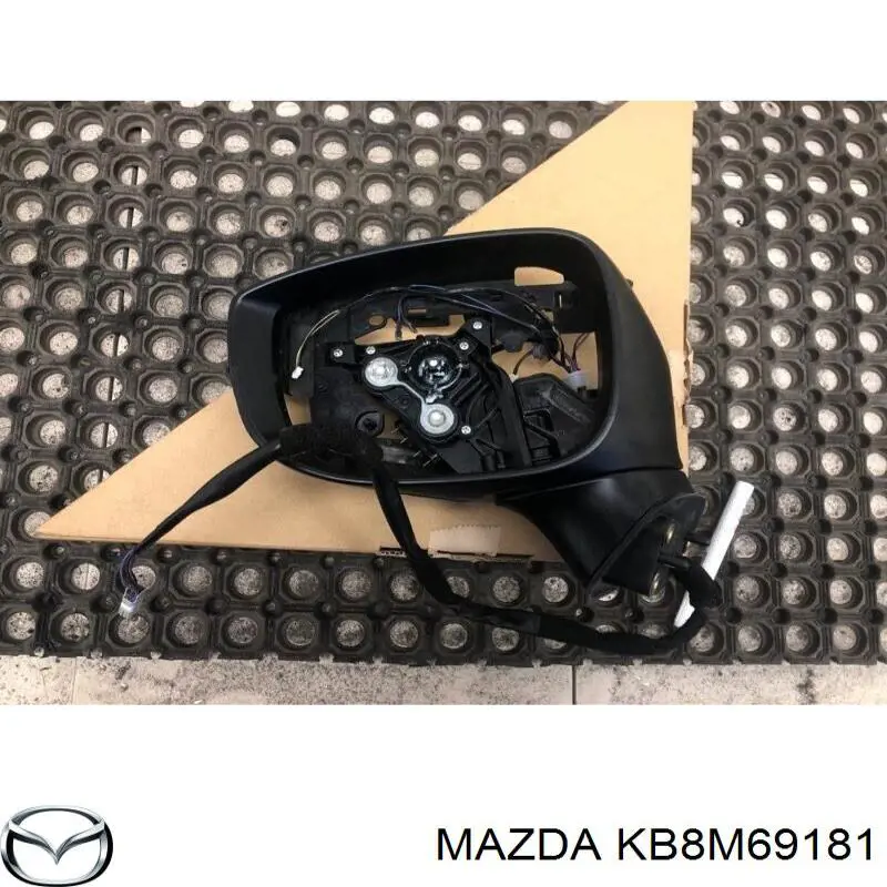  Mazda KB8M69181