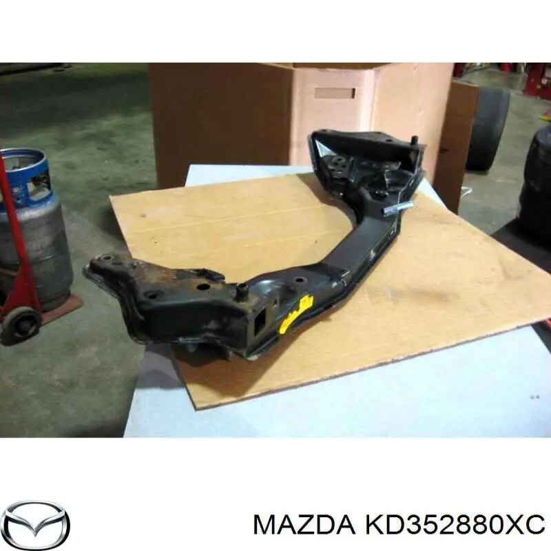 Купити KD352880XC Mazda Балка задньої підвіски, підрамник