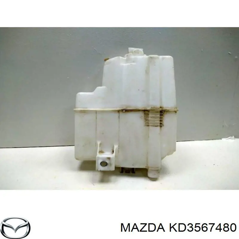 Бачок омивача лобового скла Mazda KD3567480 ціна, від 2812.5 UAH