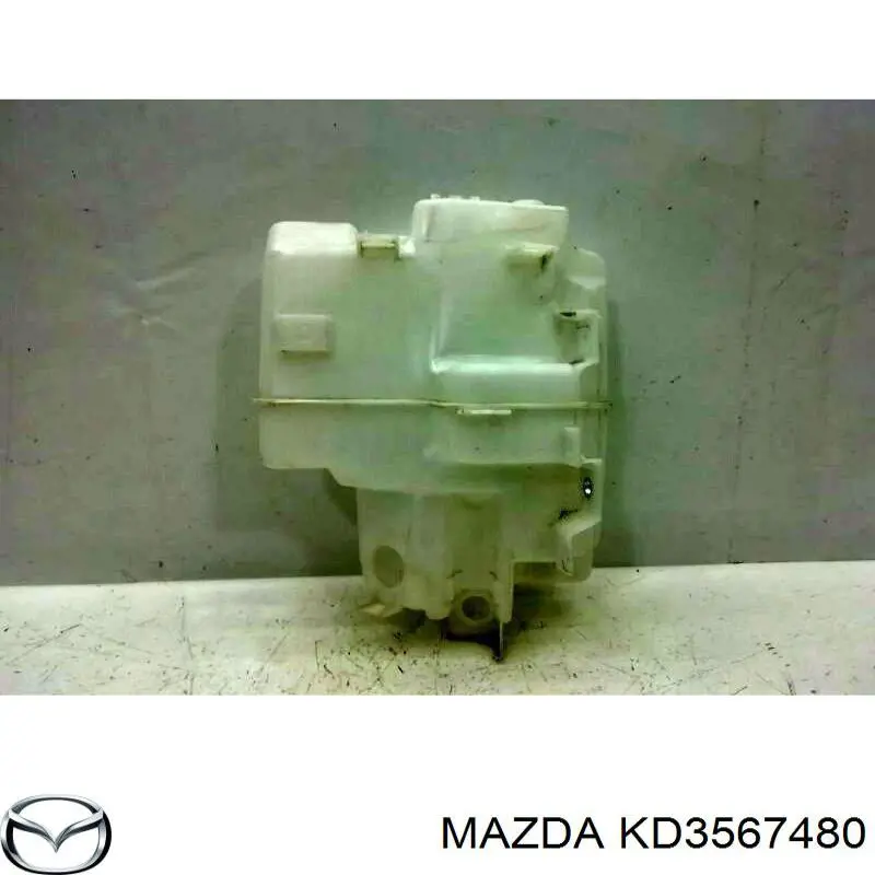 Бачок омивача KD3567480 Mazda
