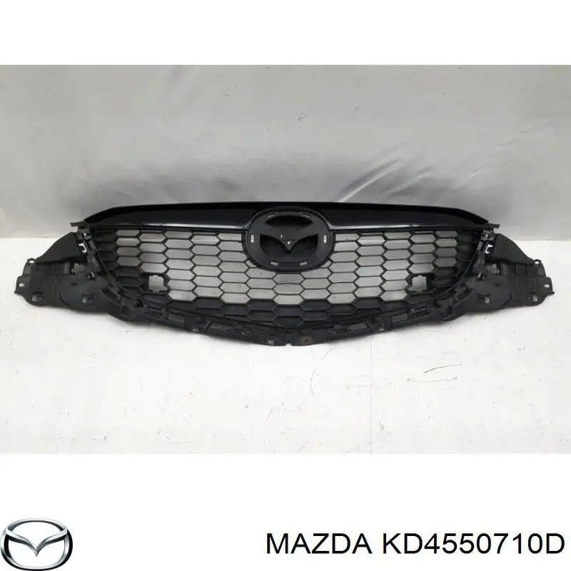 Решітка радіатора KD4550710D Mazda