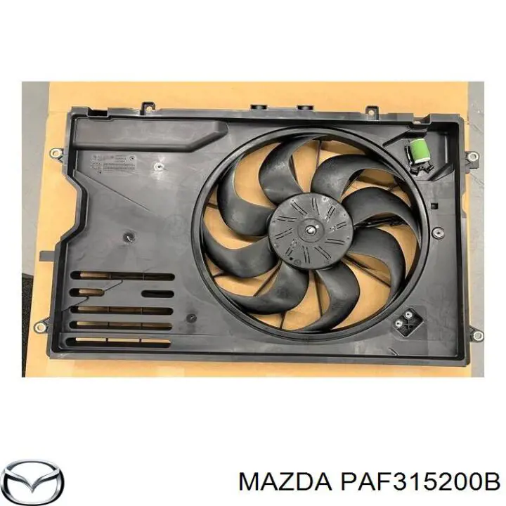 Радіатор PAF315200A Mazda
