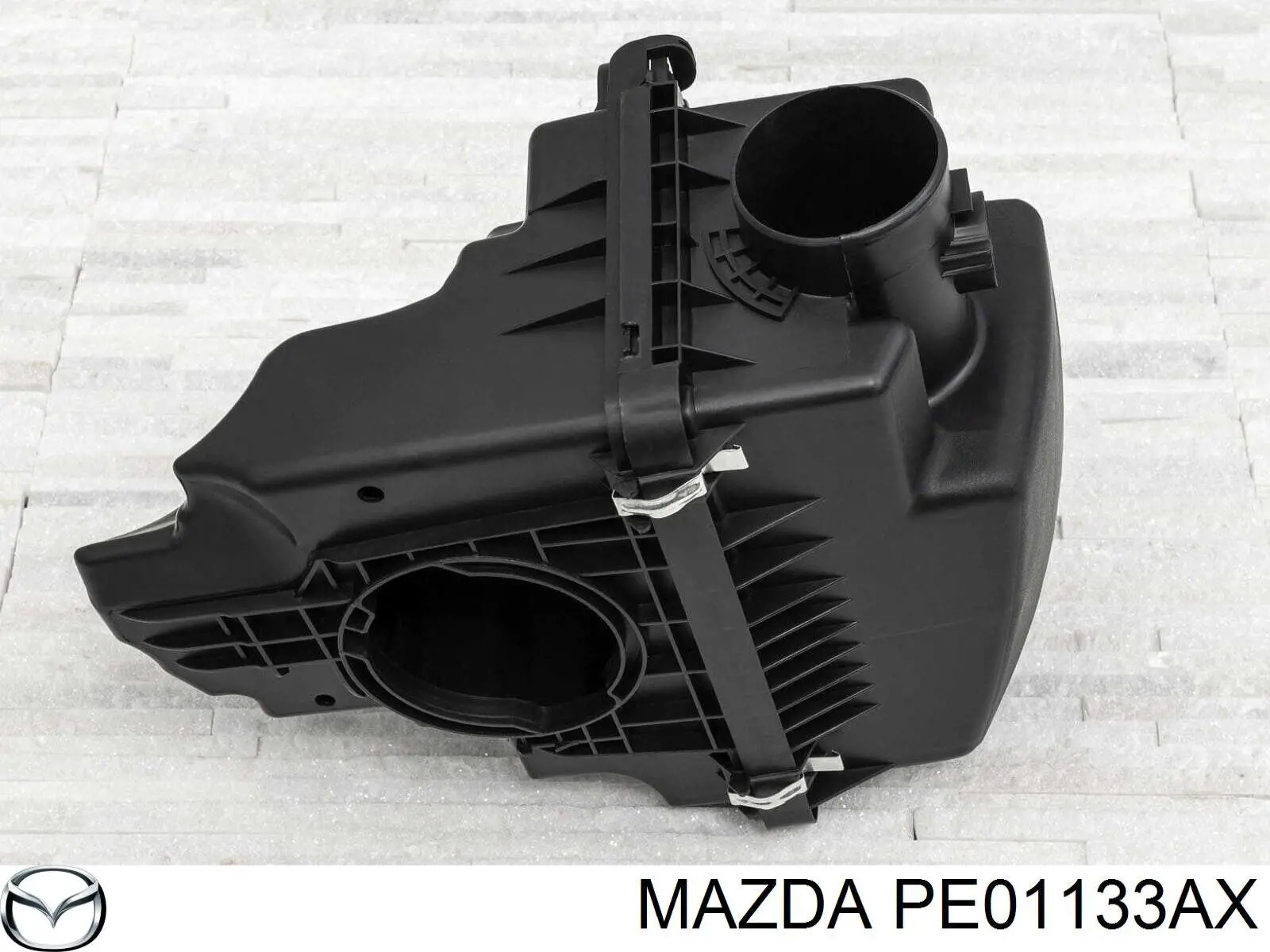 PE01133AX Mazda корпус повітряного фільтра, верхня частина