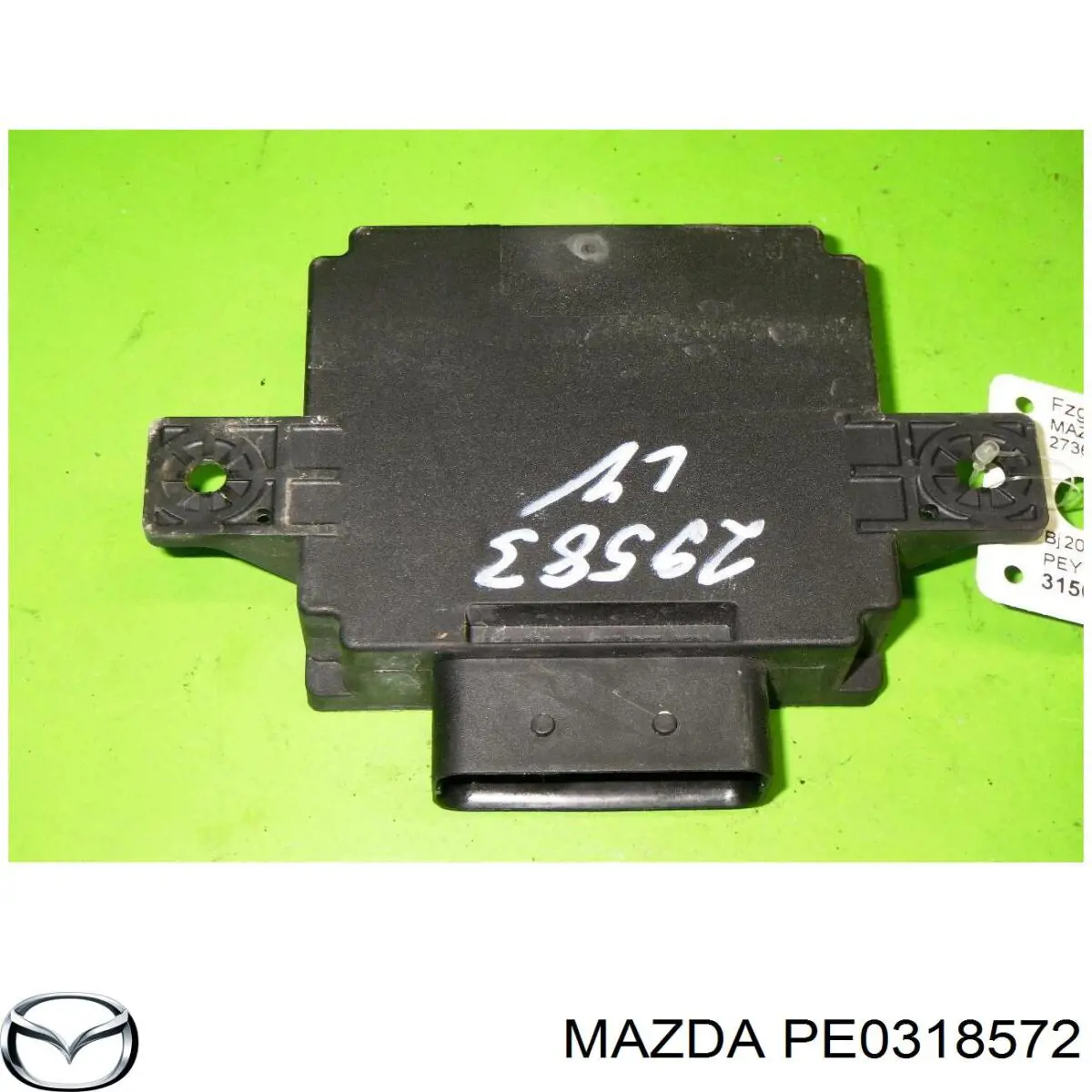 PE0318572 Mazda модуль керування (ебу бортової мережі)