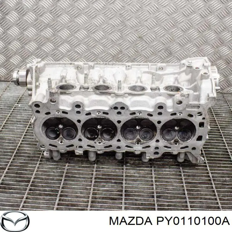 Купити PY0110100A Mazda Головка блоку