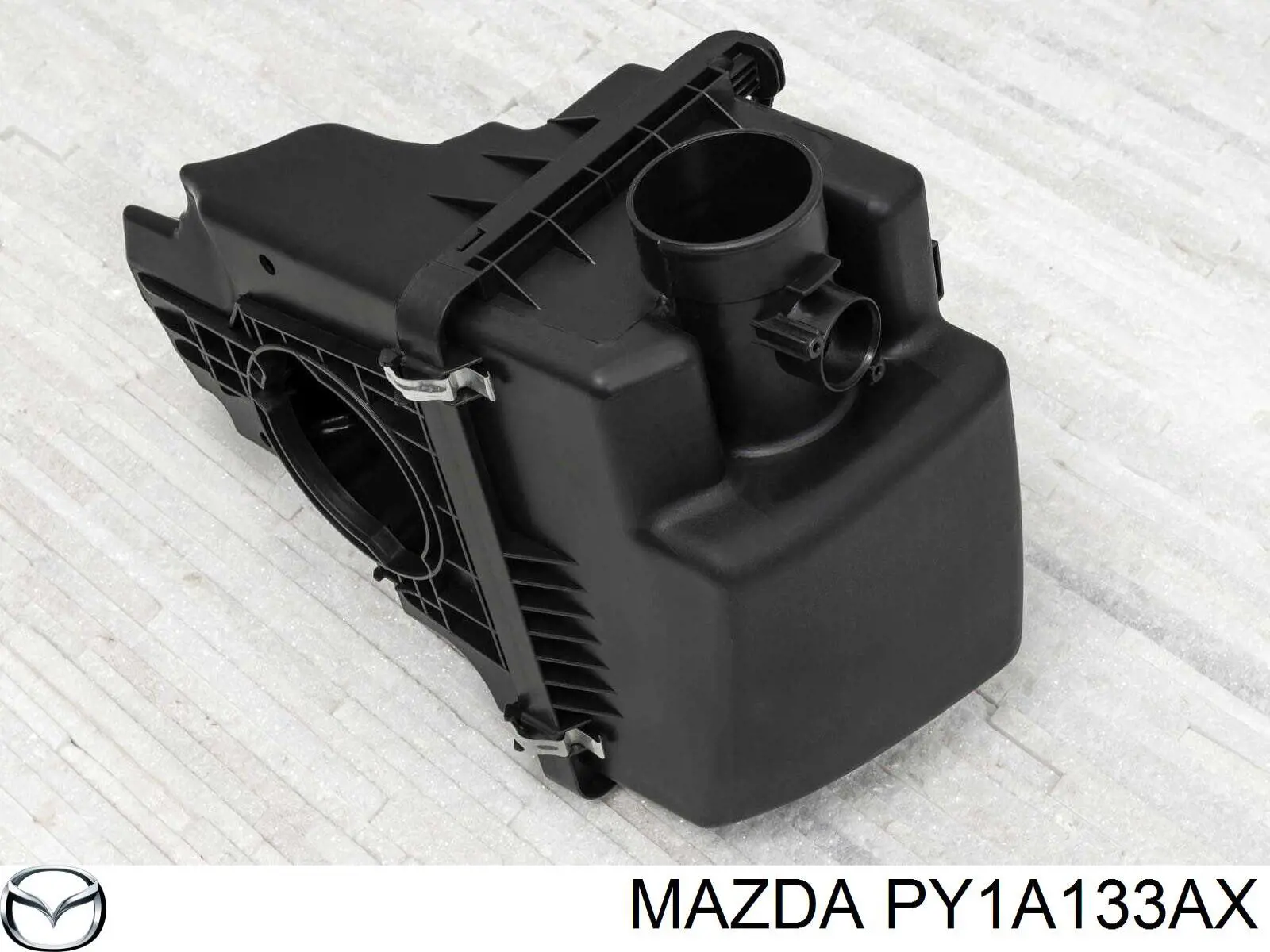 Корпус повітряного фільтра, верхня частина Mazda PY1A133AX ціна, від 45.22 USD