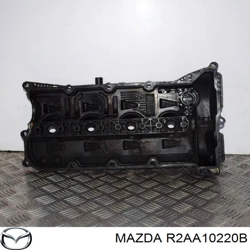 Купити R2AA10220B Mazda Клапанна кришка