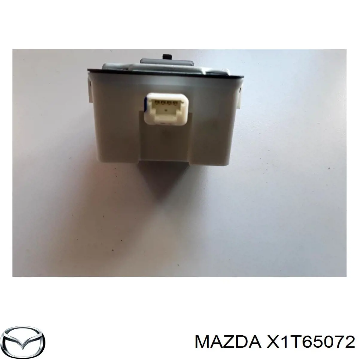 X1T65072 Mazda 