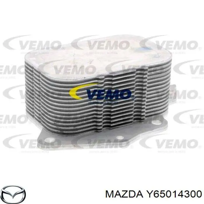 Y65014300 Mazda радіатор масляний