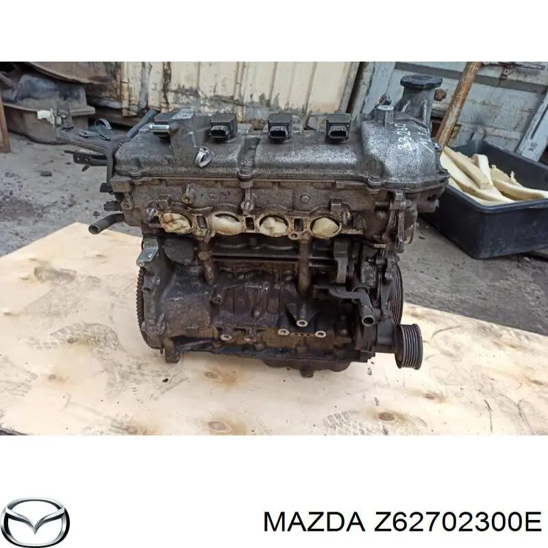 Z62702300E Mazda Мотор в зборі