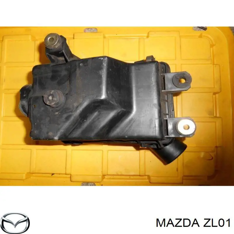 Витратомір повітря Mazda ZL01