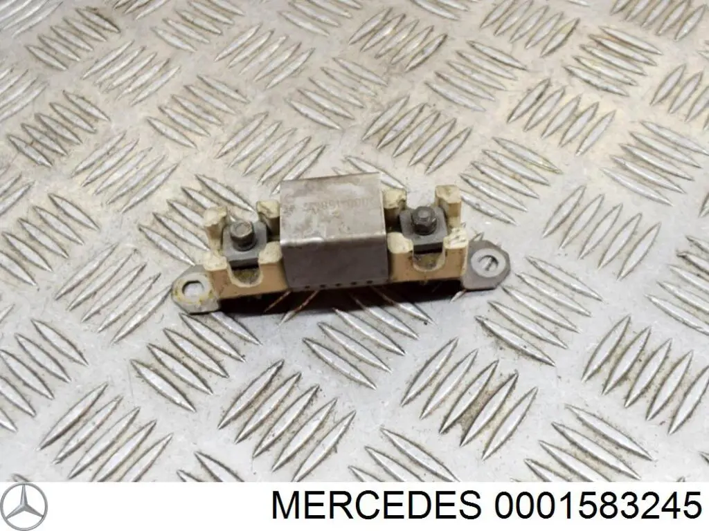  0001583245 Mercedes