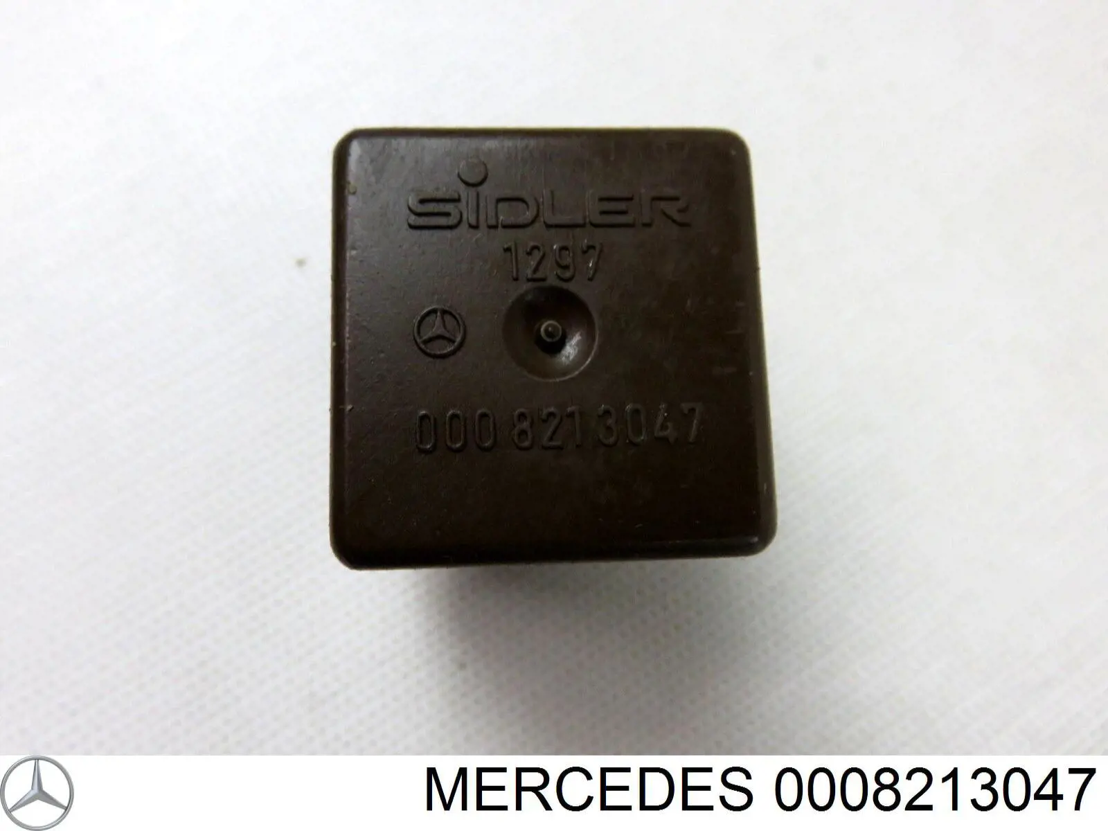 A0008213047 Mercedes 