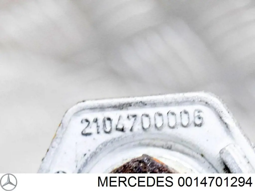0014701294 Mercedes топливный насос магистральный