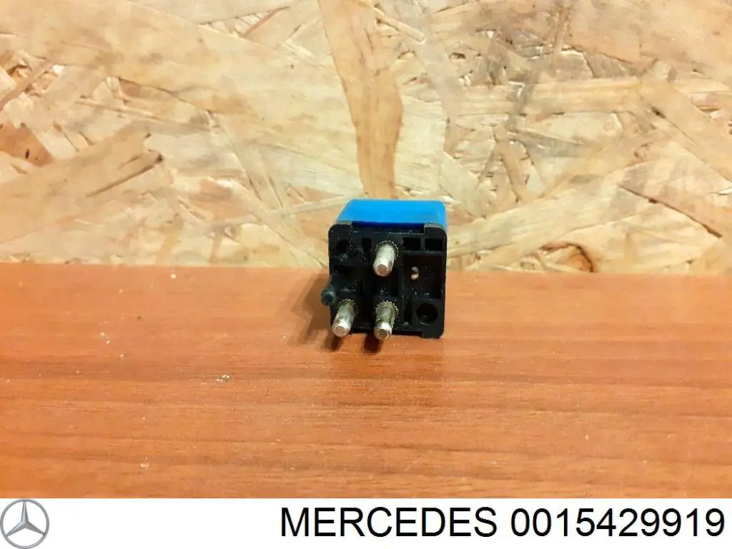 Купити A0015429919 Mercedes 