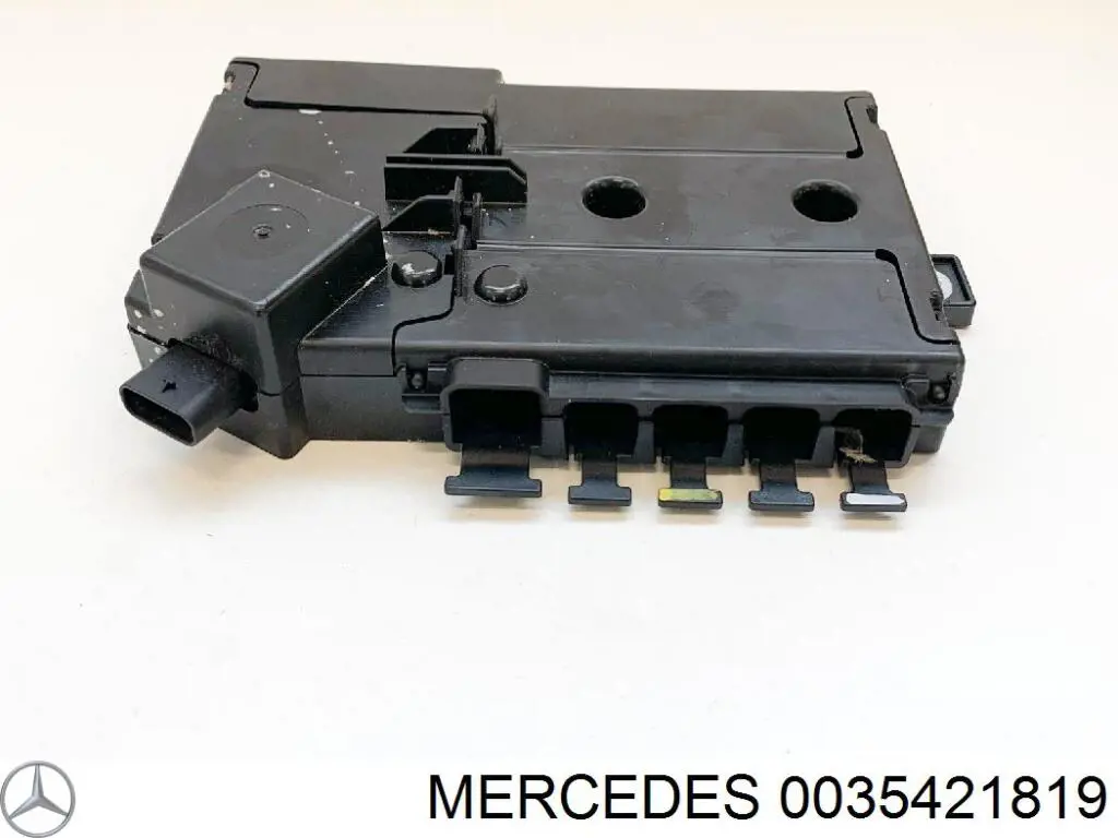 Купити A0035421819 Mercedes Реле високого струму
