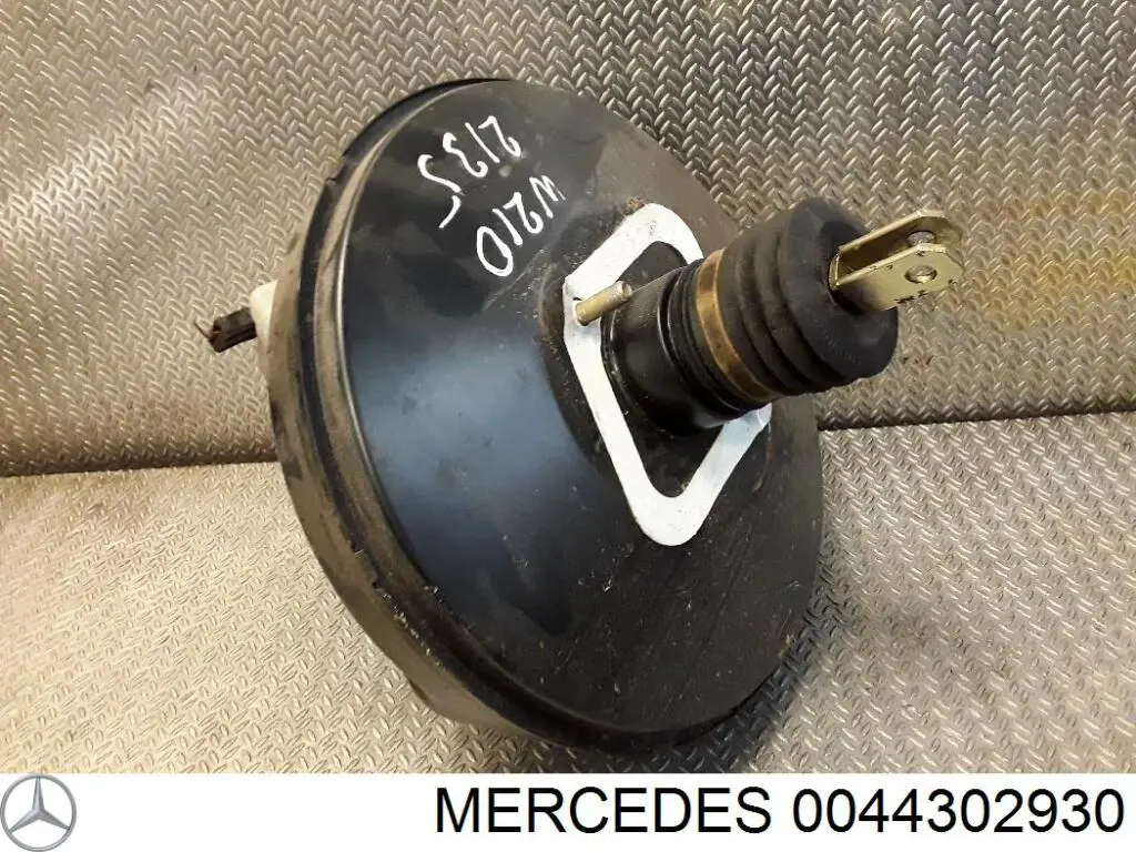 Вакуумника Mercedes A0044304130 ціна, від 7.03 USD
