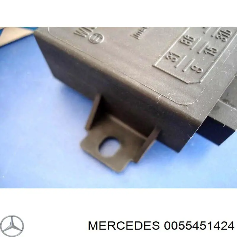 A0008240618 Mercedes Реле управління двірниками