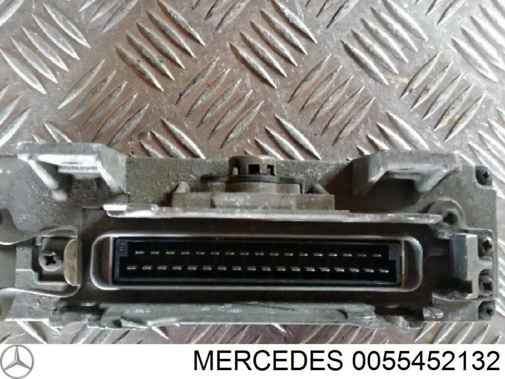 Блок керування ESP на Mercedes E (C123)