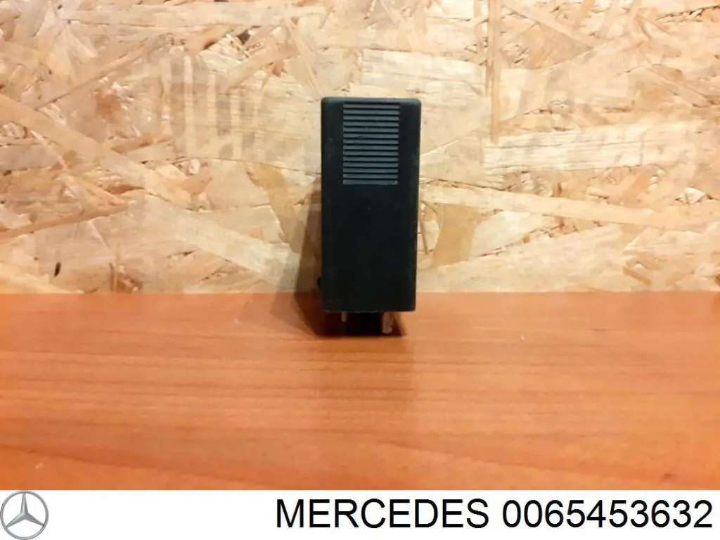  0065453632 Mercedes