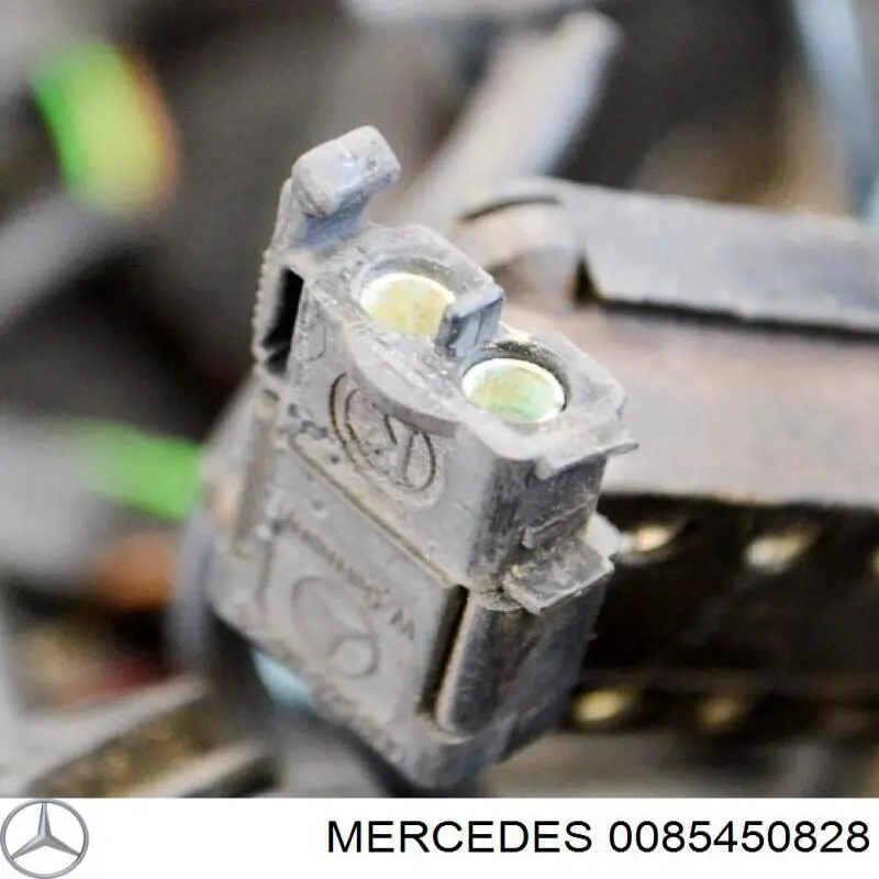  0085450828 Mercedes