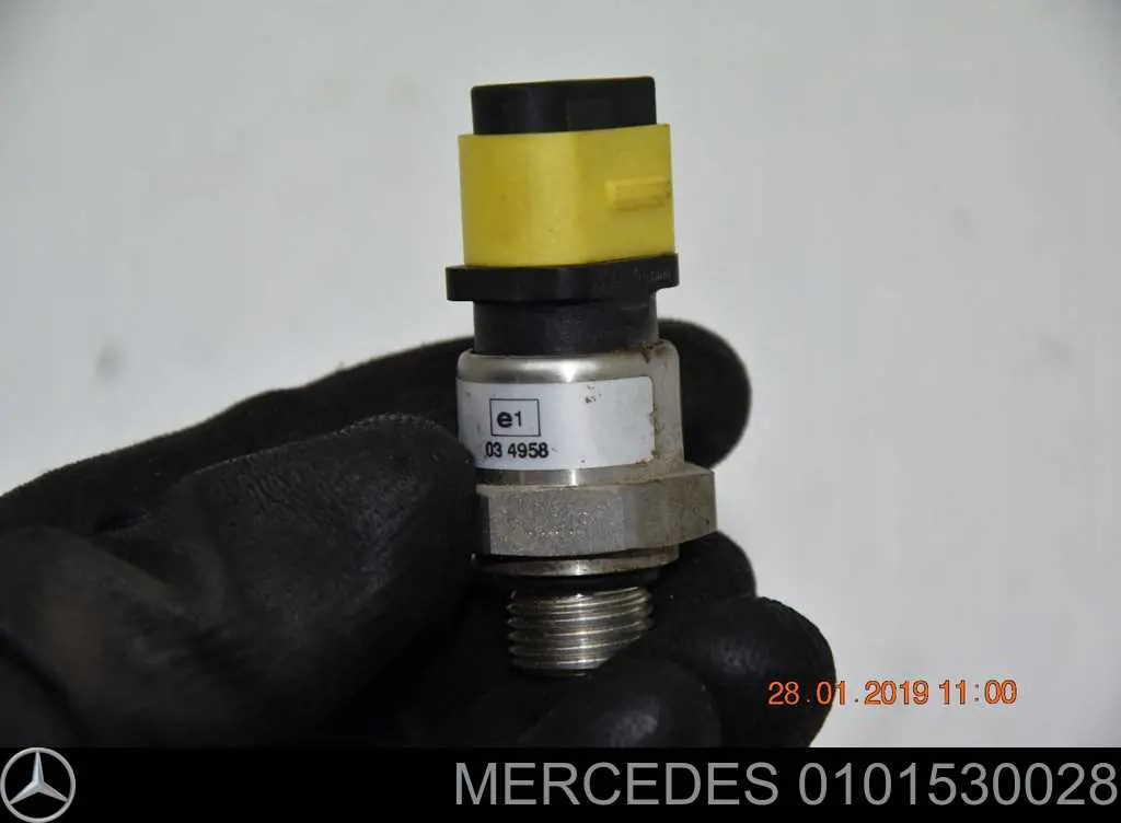 A0101530028 Mercedes Датчик тиску вихлопних газів
