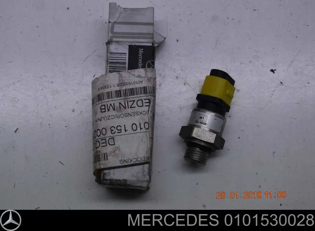 Датчик тиску вихлопних газів A0101530028 Mercedes