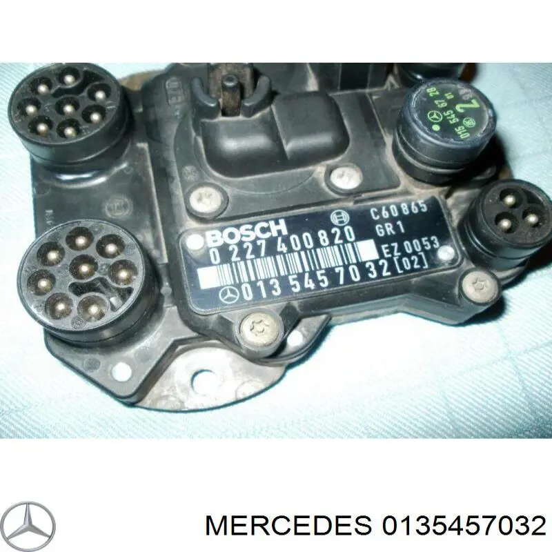 Комутатор системи запалювання Mercedes A0135457032 ціна, від 126.55 USD