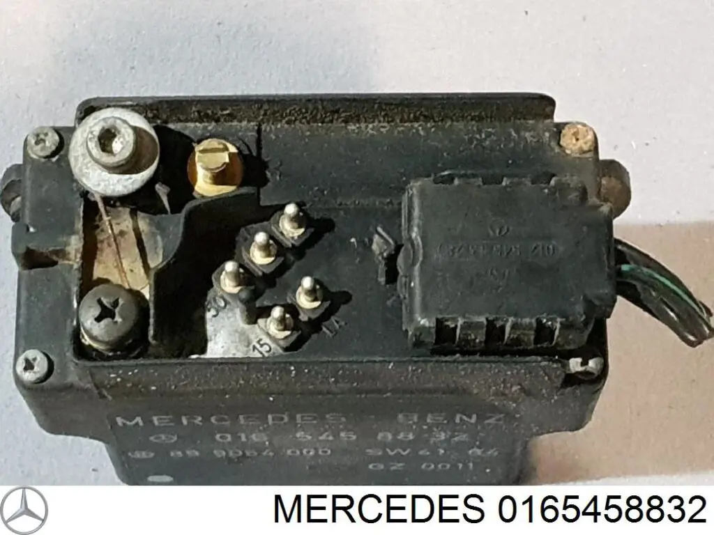 Реле управління Mercedes A0165458832 ціна, від 16.87 USD