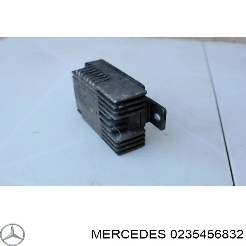 0235456832 Mercedes регулятор оборотів вентилятора