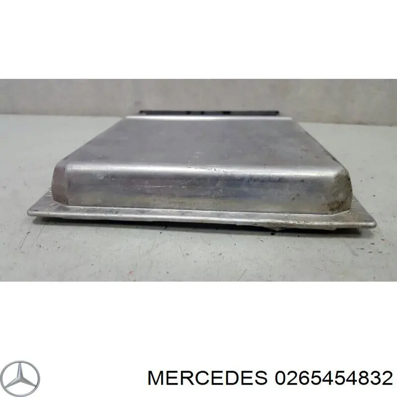 A1111532679 Mercedes Блок електронного управління