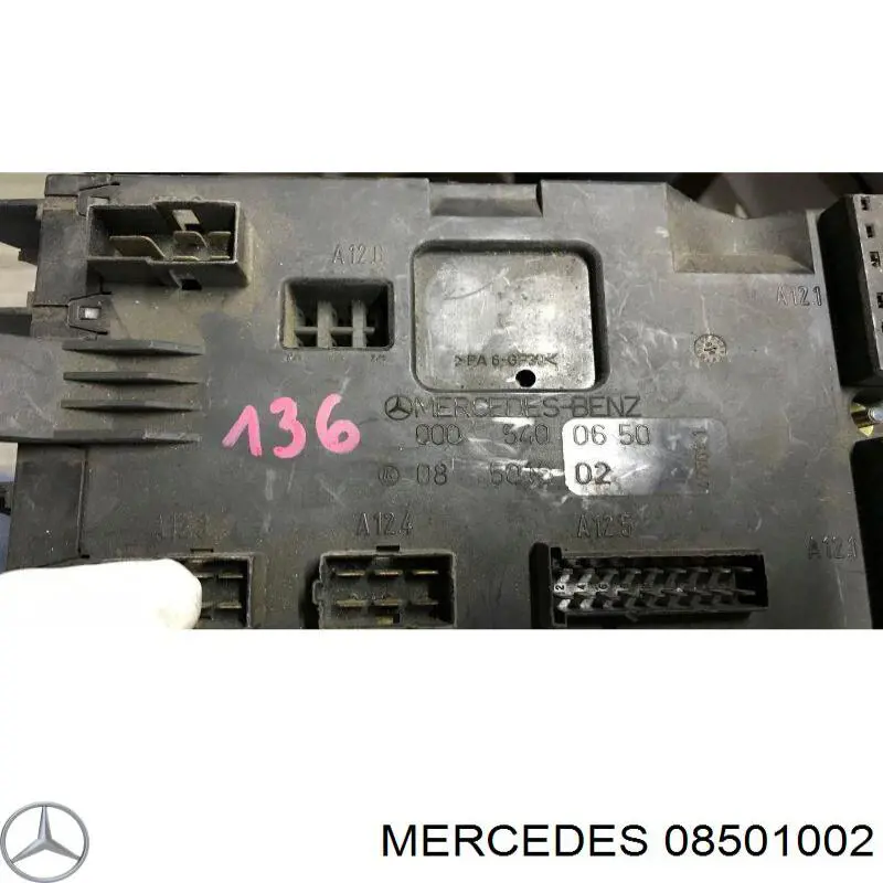 08501002 Mercedes 