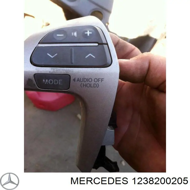 Купити A1238200505 Mercedes Кнопка включення аварійного сигналу
