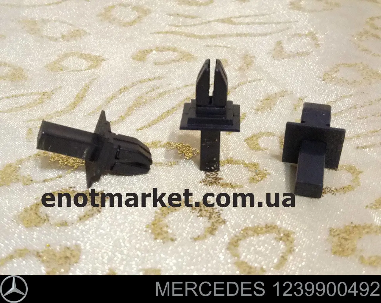 A1239900492 Mercedes 
