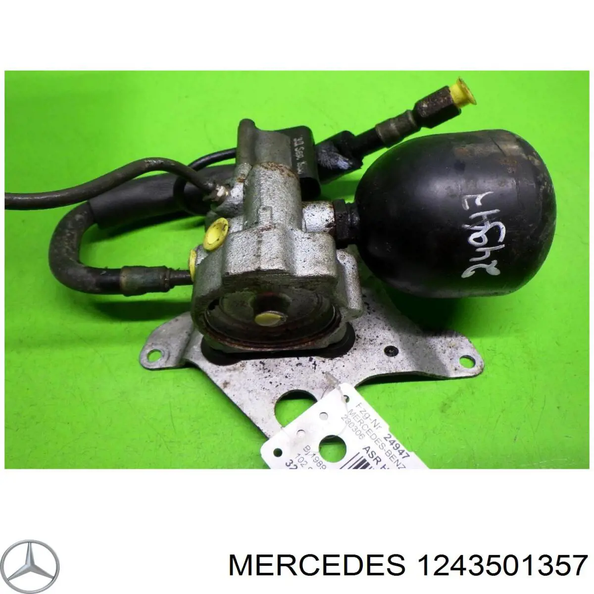 Клапан регулювання рівня кузова Mercedes A1243501357 ціна, від 79.01 USD
